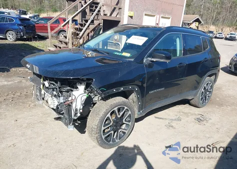 2018 Jeep Compass Limited 4X4 из США, поврежденный, VIN 3C4NJDCB6JT481514